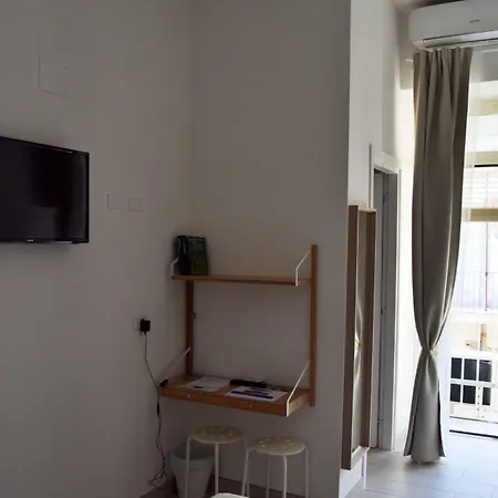 Domus San Biagio 14 4* Nápoles