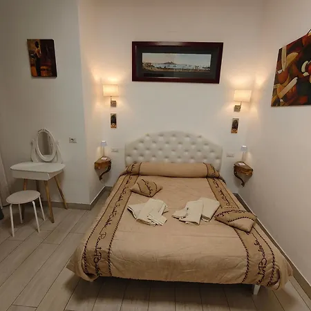 Domus San Biagio 14 فندق مبيت وإفطار نابولي